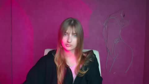 Snapshot of karla_flower chatting on September 16, 5:10 am Karla online show from September 16, 5:10 am