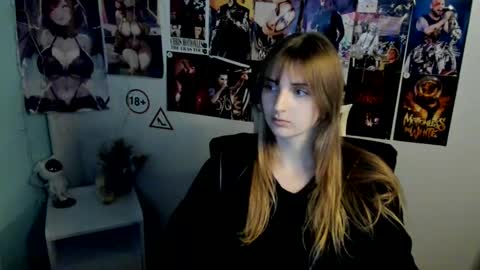 Snapshot of karla_flower chatting on October 18, 6:39 am Karla online show from October 18, 6:39 am