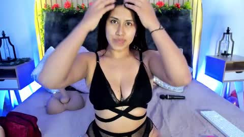 Karla Gonzaless online show from February 25, 6:44 pm