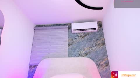 karolina  online show from November 19, 7:34 pm