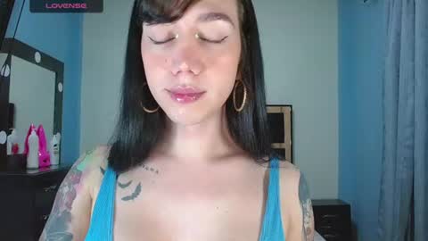 karla online show from June 24, 2:57 pm