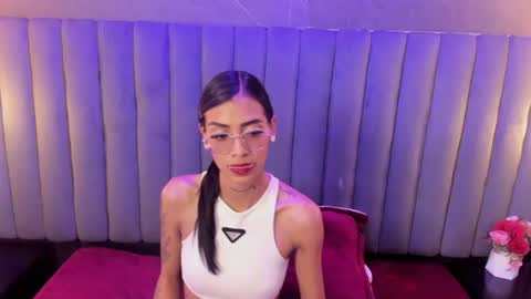 karlaslutskinny__ online show from June 30, 8:51 pm