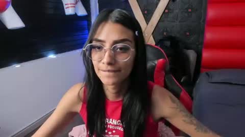 karlaslutskinny__ online show from July 5, 6:53 am