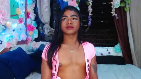 Snapshot of karly_coffe chatting on March 9, 7:56 am KARLY.  online show from March 9, 7:56 am
