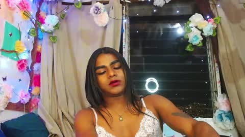 Snapshot of karly_coffe chatting on January 29, 10:16 am KARLY.  online show from January 29, 10:16 am