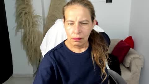 KARLYE online show from March 26, 2:06 am