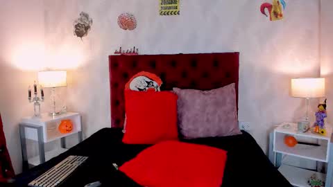 Karly Print online show from October 29, 2:19 pm