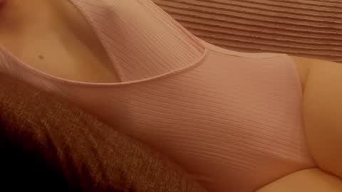 Snapshot of karoian chatting on December 23, 7:17 am karoian online show from December 23, 7:17 am