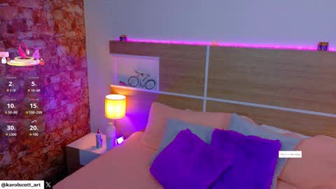 KAROL SCOTT online show from January 6, 8:46 pm