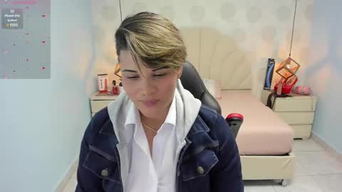 Karol and Luna online show from March 1, 2:59 am