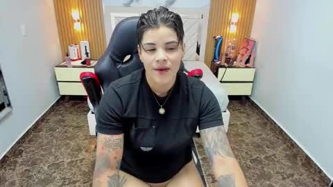 Karol and Luna online show from October 29, 8:42 pm