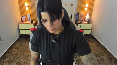 Karol and Luna online show from December 13, 7:53 pm