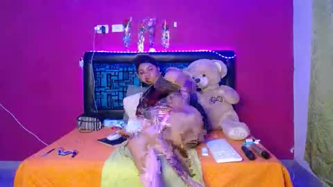 karol online show from December 23, 1:01 am