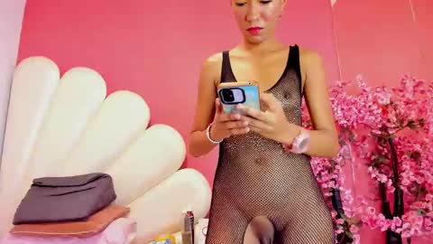 Karolina online show from February 25, 8:25 am