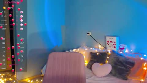 Snapshot of karolina_hottie_ chatting on September 16, 2:35 am Kira online show from September 16, 2:35 am