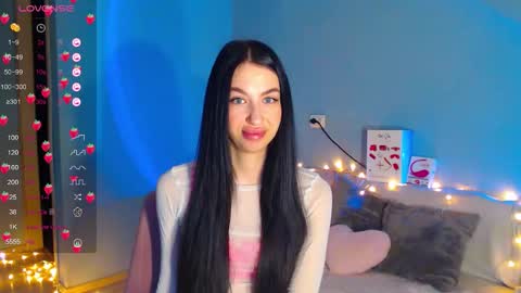 Snapshot of karolina_hottie_ chatting on September 15, 2:24 am Kira online show from September 15, 2:24 am