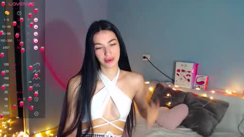 Snapshot of karolina_hottie_ chatting on October 9, 2:39 am Kira online show from October 9, 2:39 am