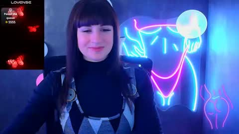 Caroline online show from February 28, 7:05 am