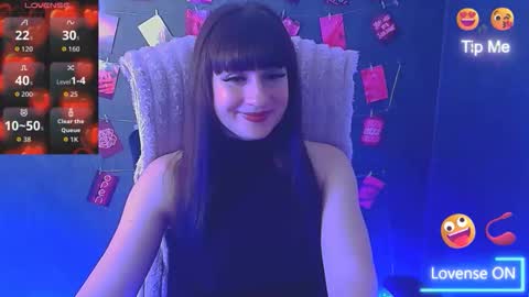 Caroline online show from March 12, 12:42 pm