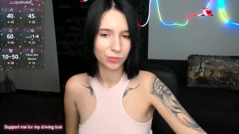 Karolina online show from November 13, 7:00 am