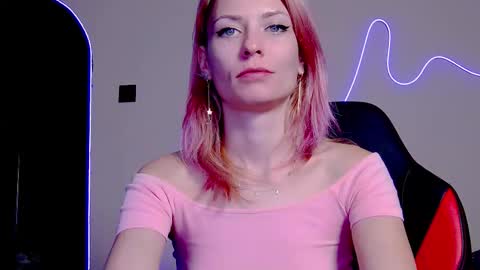 karoline121 online show from October 29, 9:04 pm