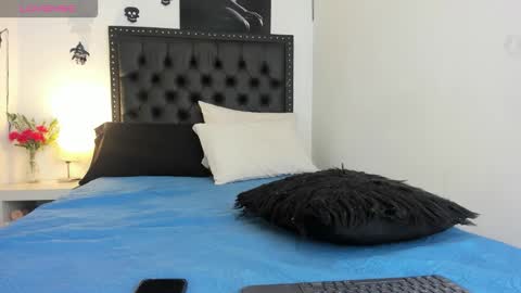 Karol online show from October 17, 7:40 pm