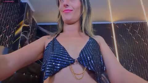 karolyn online show from March 17, 4:56 pm