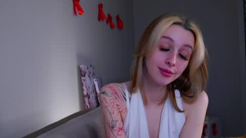 Angel online show from April 15, 2:15 am