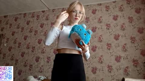 Sara online show from March 1, 7:45 am