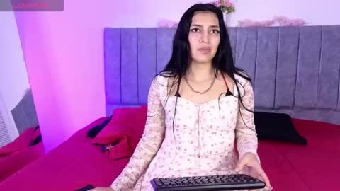 Kasandra Grant online show from January 13, 11:01 pm