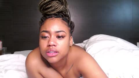 BriannaBrave online show from December 7, 4:48 am