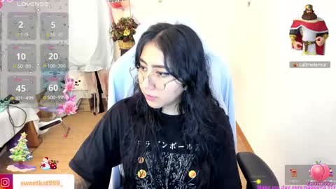 Snapshot of kat_ly_chan chatting on December 22, 3:44 pm Kat       online show from December 22, 3:44 pm