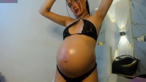 kataleya_bella online show from May 15, 10:06 pm