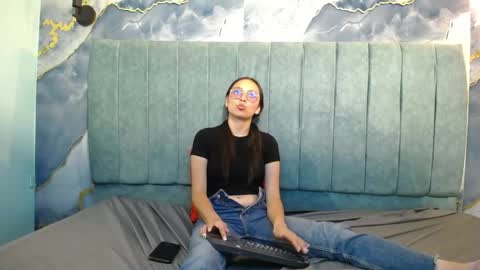 Katalina online show from April 13, 6:12 pm