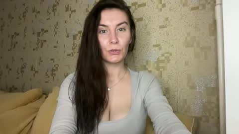 KatalinaQE online show from May 9, 9:15 am