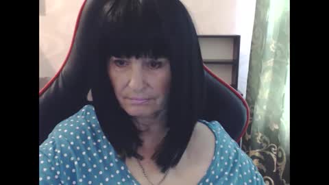 Snapshot of katarinaohdream chatting on September 24, 9:49 am KatarinaOhDream online show from September 24, 9:49 am