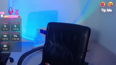 Carla Palmer online show from January 14, 11:35 pm