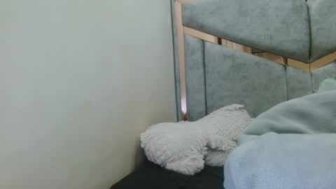 kate online show from October 31, 2:45 am