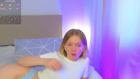 katebunnys online show from February 25, 4:27 am