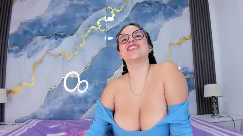 KateMoorex online show from September 16, 12:18 pm