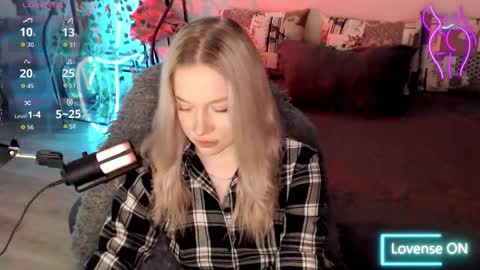 Lisa online show from September 16, 10:13 pm