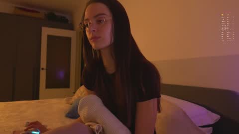 katesee online show from February 18, 4:29 pm