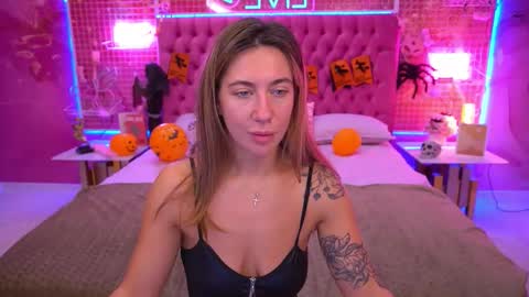 Kate online show from November 1, 9:08 am