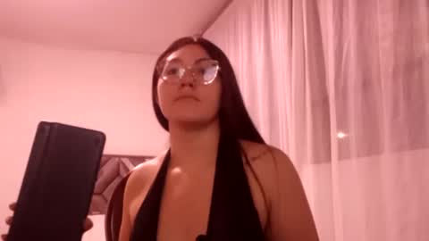 catalina online show from December 17, 10:34 am