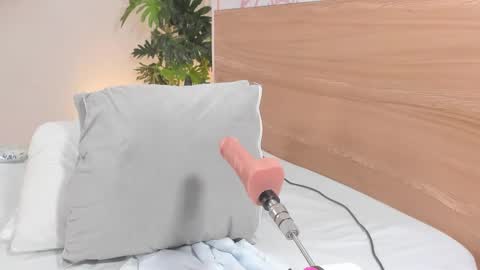 Emma online show from December 3, 5:37 am