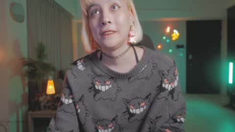 Kathy online show from December 12, 9:04 pm