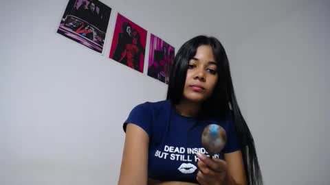 Kathy Pierce online show from January 8, 1:22 am