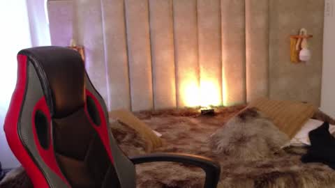 Katia online show from November 10, 1:25 pm