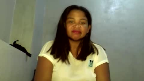 katibeauty00 online show from April 24, 1:13 pm