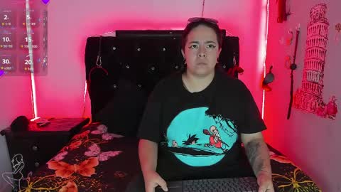 SHARON  KATIEE online show from April 9, 10:43 am